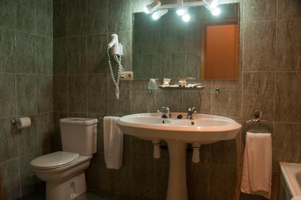 Hotel Amoretes La Molina  Pokoj fotografie